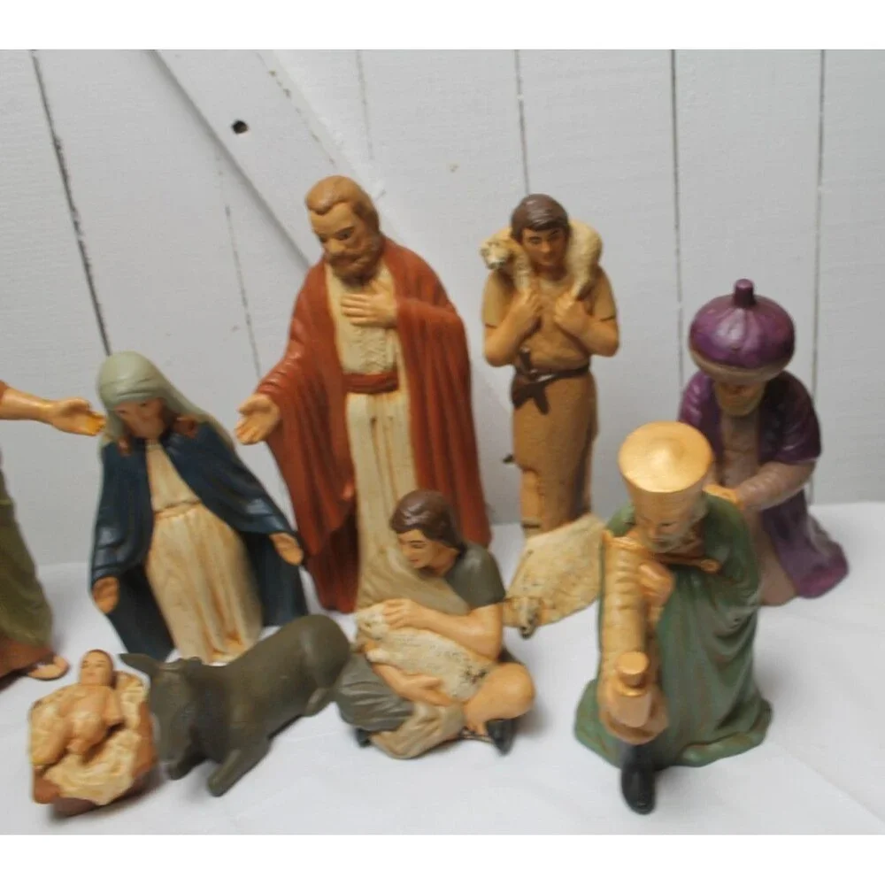 VTG 9pc Nativity Scene Set Ceramic Hand Painted Figures/Animals